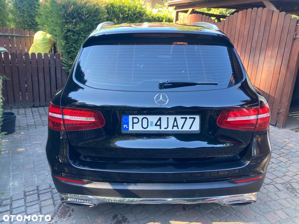Mercedes-Benz GLC - 21