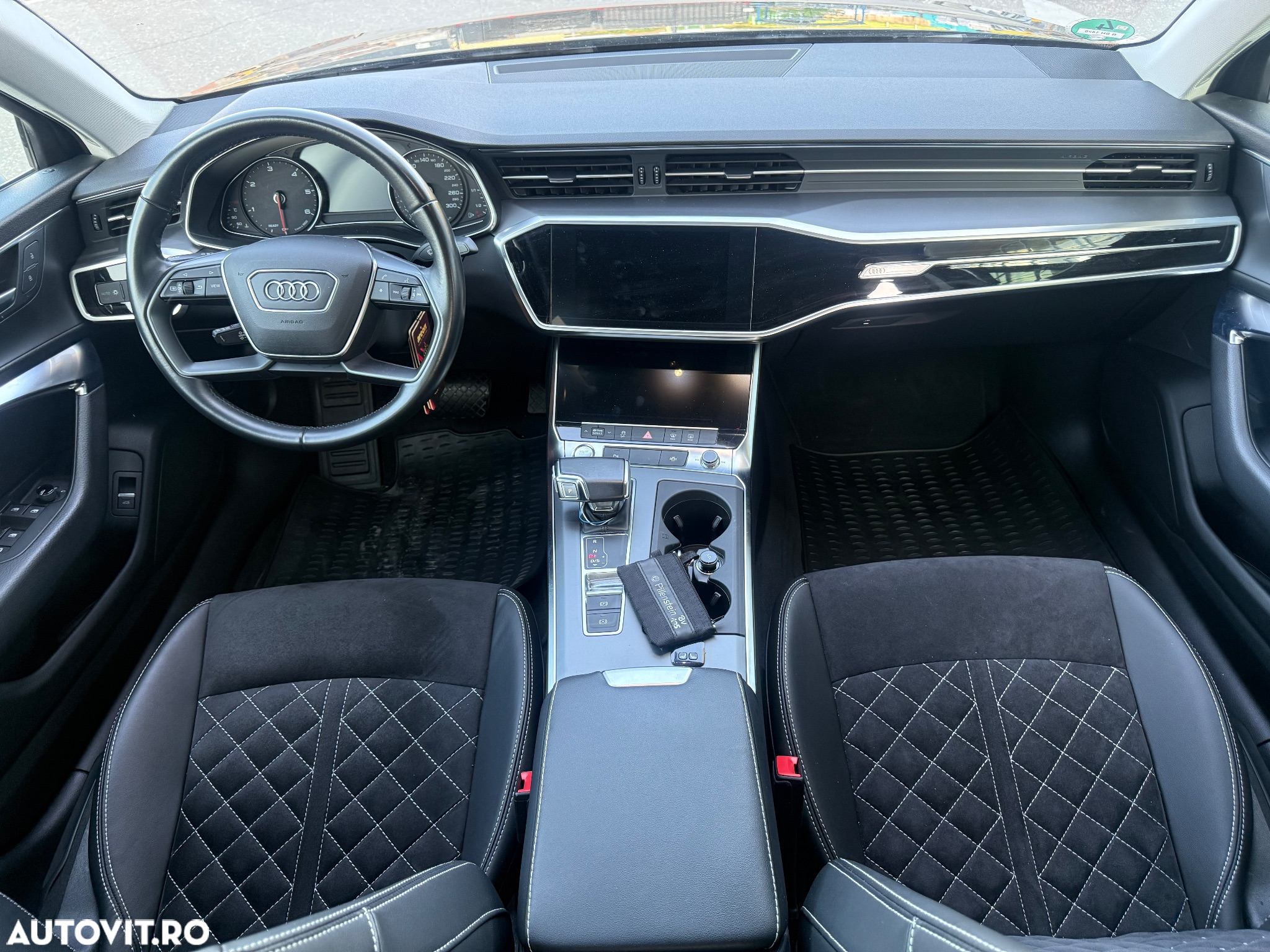 Audi A6 - 12