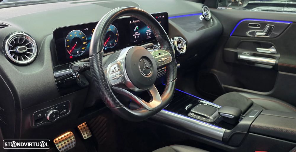 Mercedes-Benz GLA 200 d AMG Line - 13
