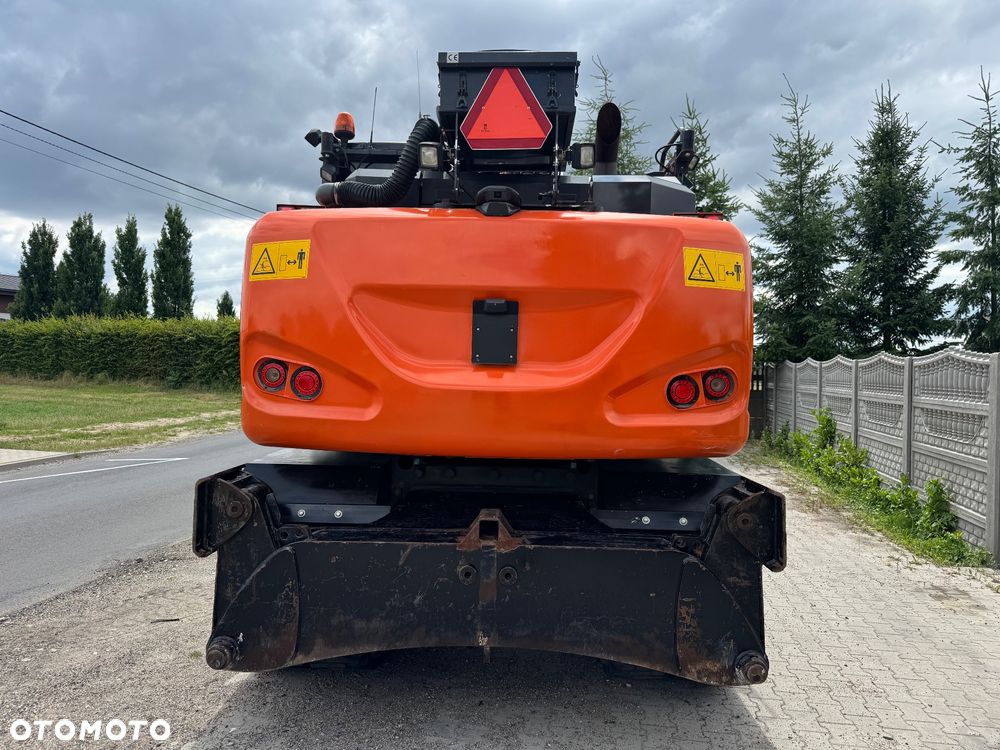 Hitachi ZX140W-6 / ZX 140 W - 5