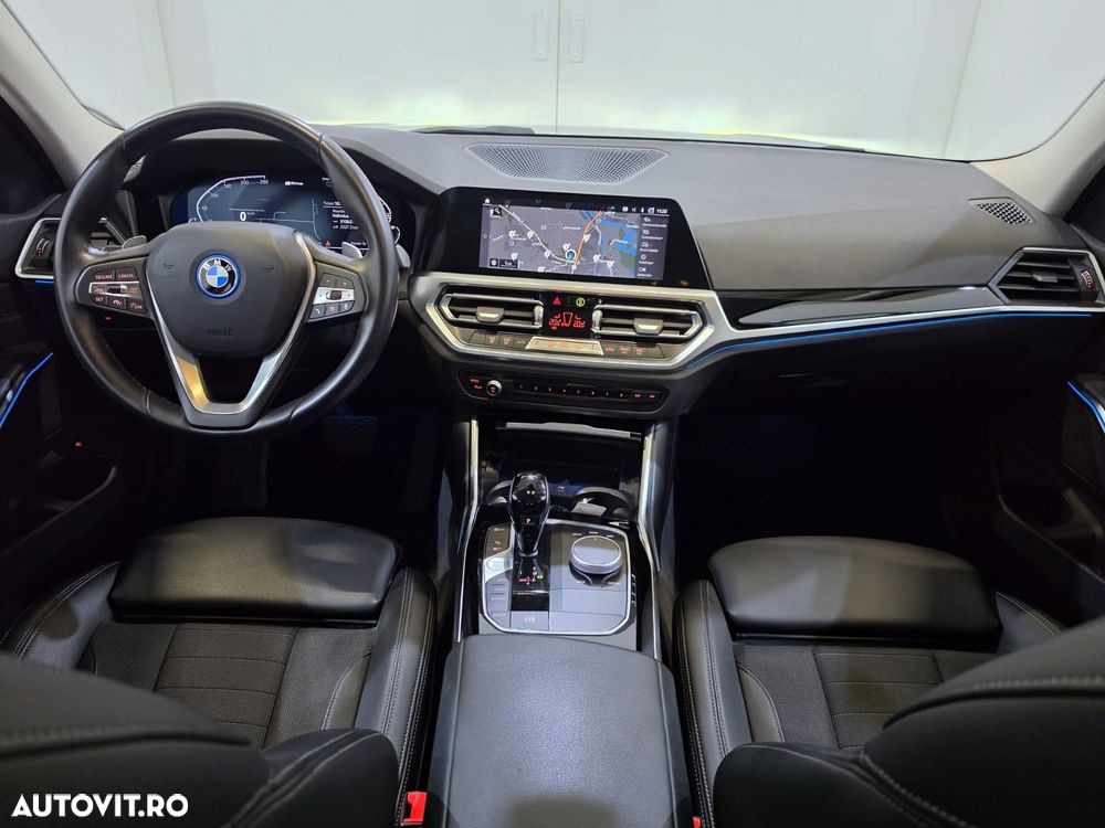 BMW Seria 3 320e Aut. Sport Line - 6