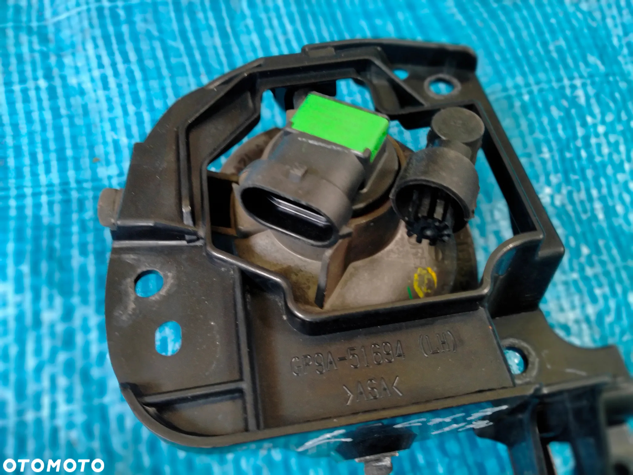 Mazda CX-7 Halogen Lewy Lampa Przeciwmgielna 2008 - 3