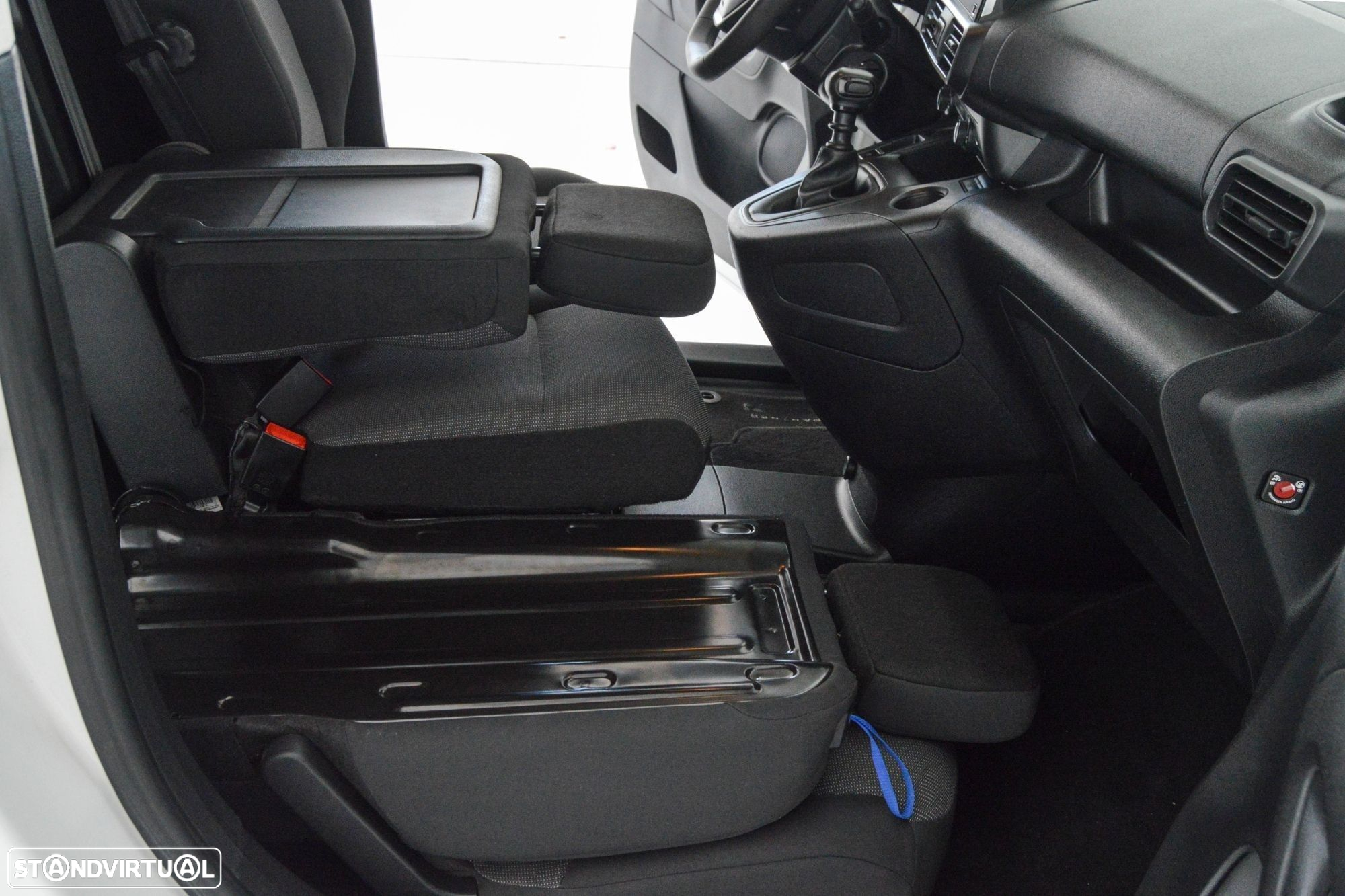 Peugeot Partner 1.5 BlueHDi Premium Standard - 45