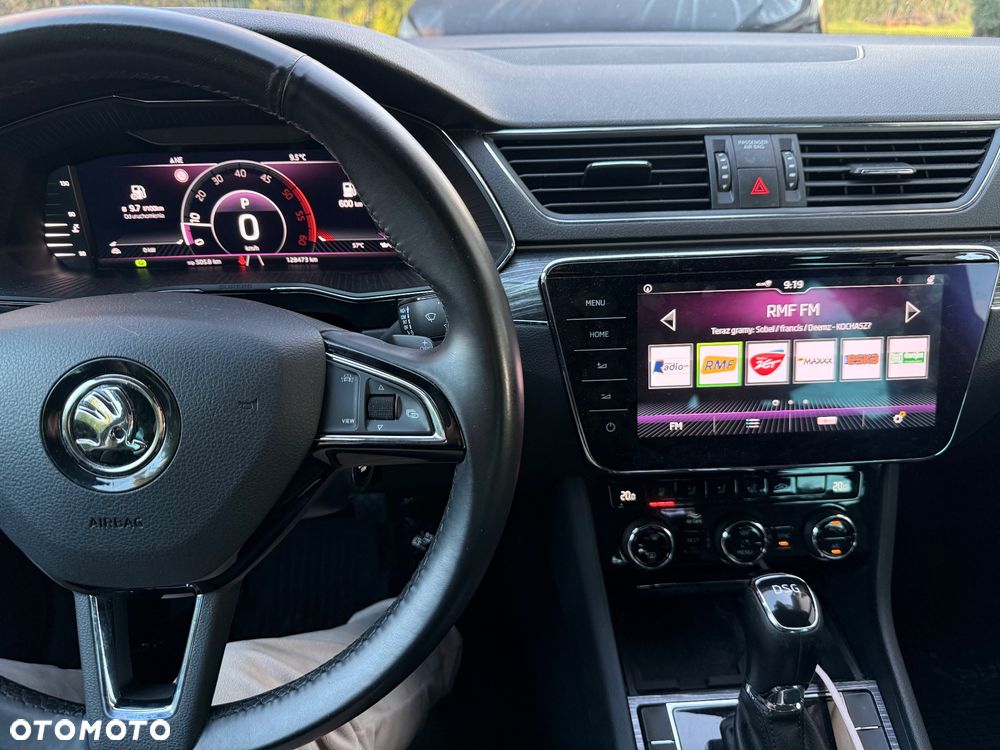 Skoda Superb 2.0 TDI DSG Premium Edition - 22