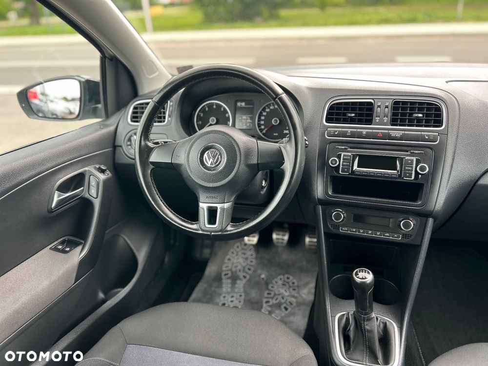 Volkswagen Polo 1.2 12V Highline - 12