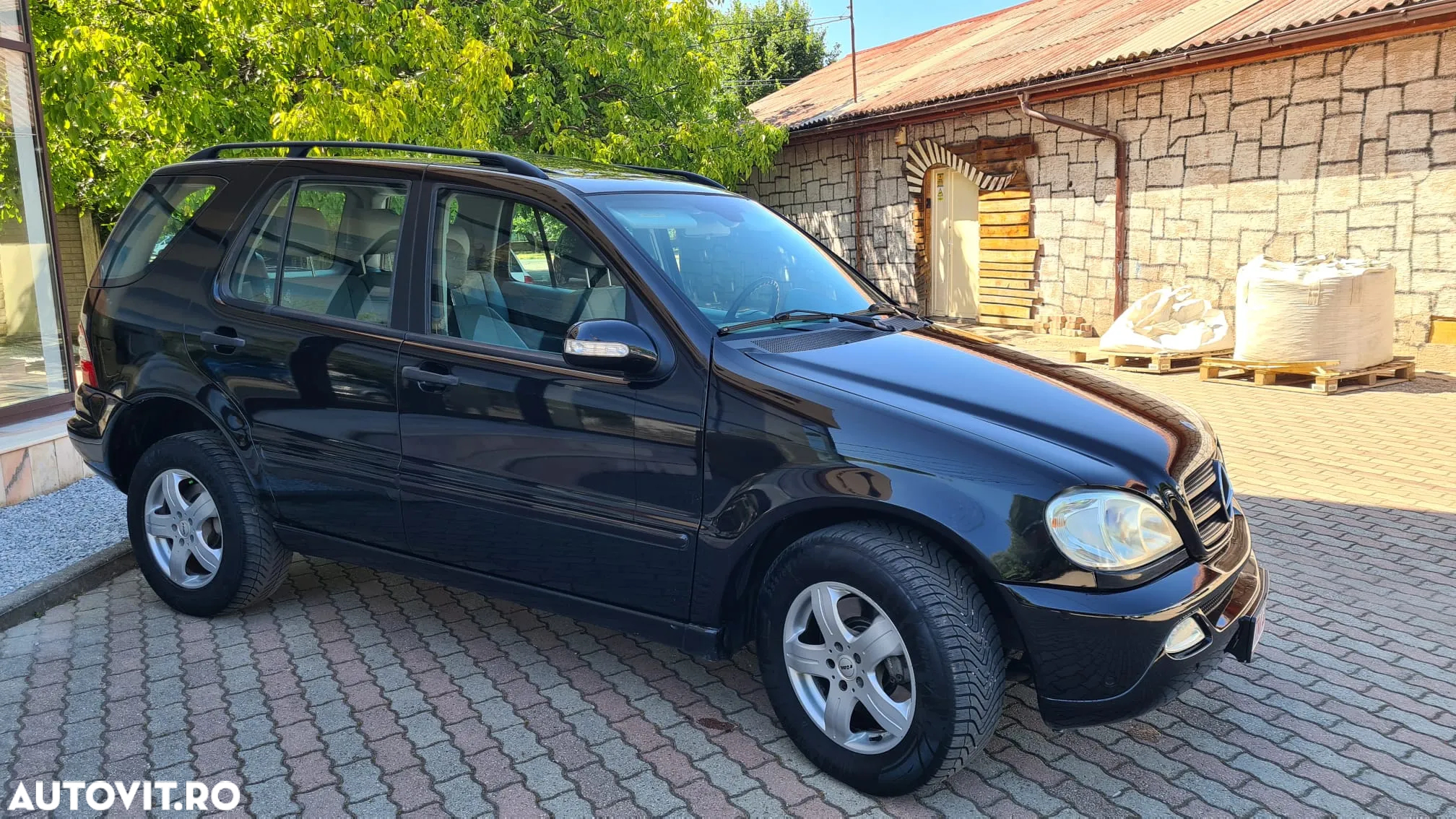 Mercedes-Benz ML - 9