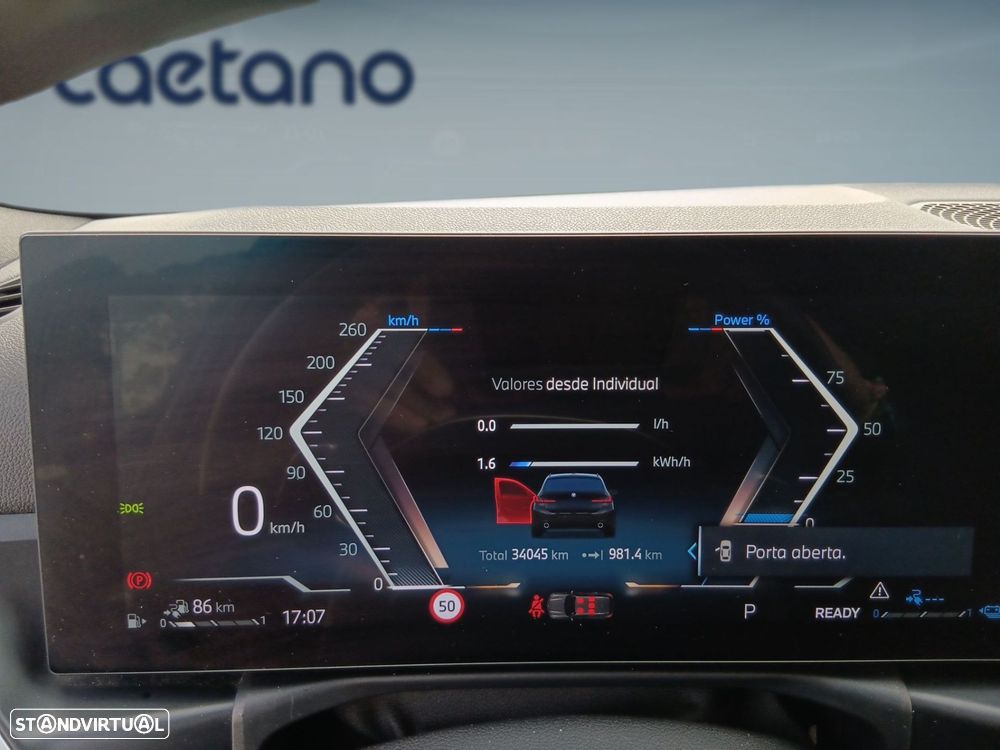 BMW 330 e Pack Desportivo M Auto — fotografia 17