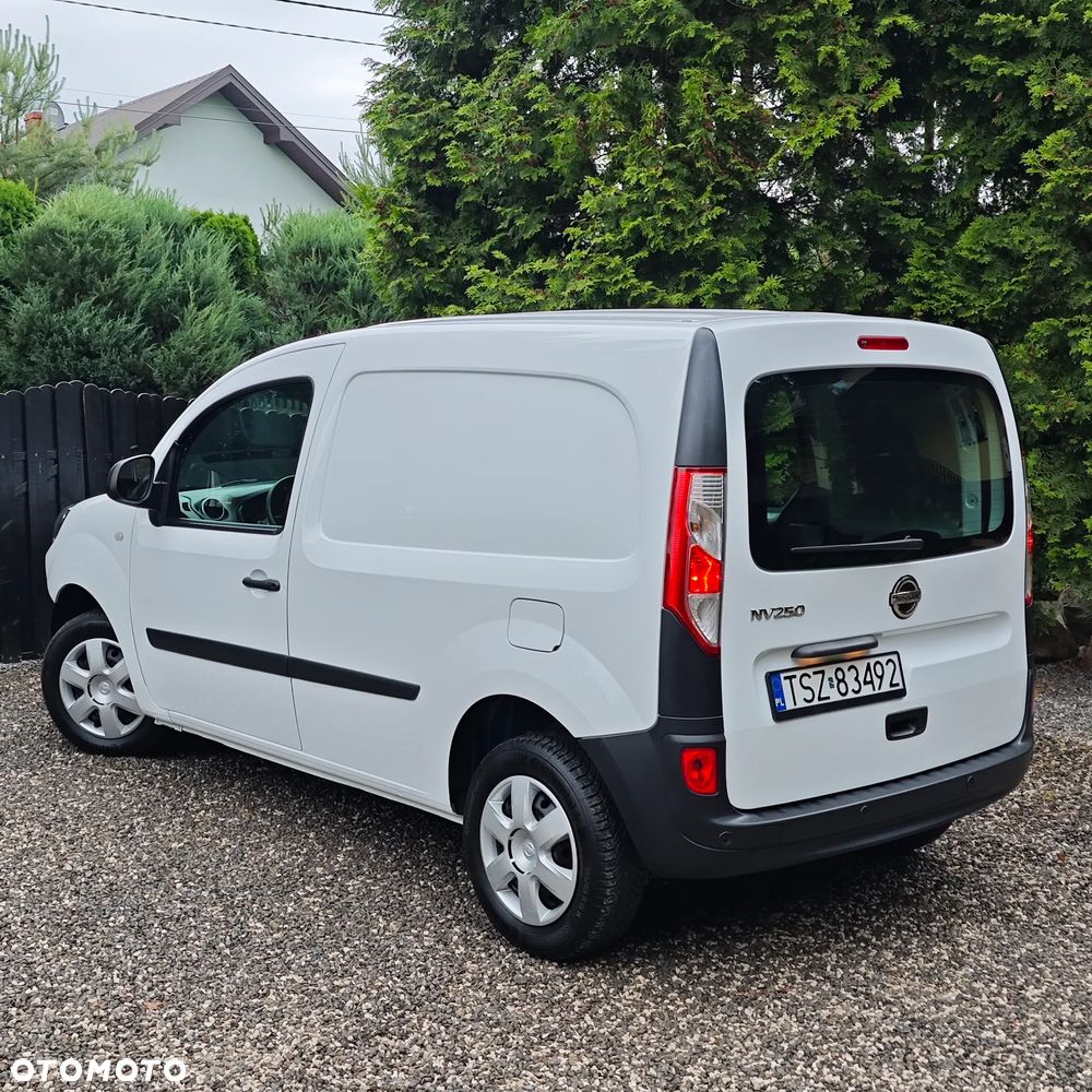 Nissan NV250 - 3