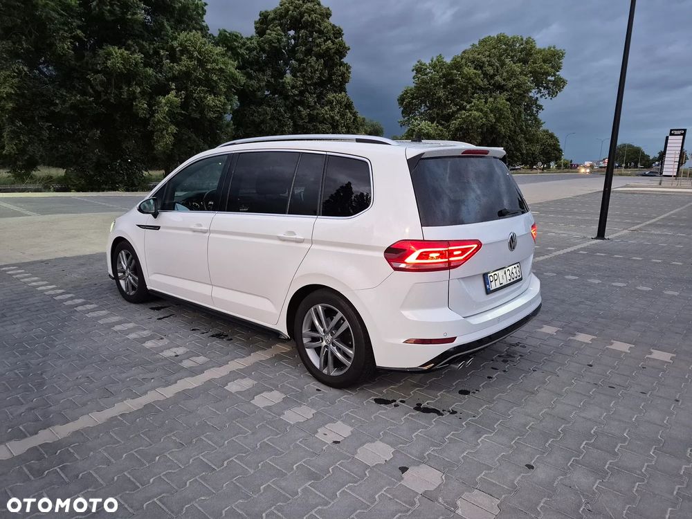 Volkswagen Touran 2.0 TDI SCR DSG Energy - 4