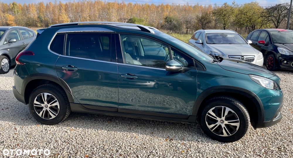Peugeot 2008 PureTech 130 GPF Stop&Start Allure - 4