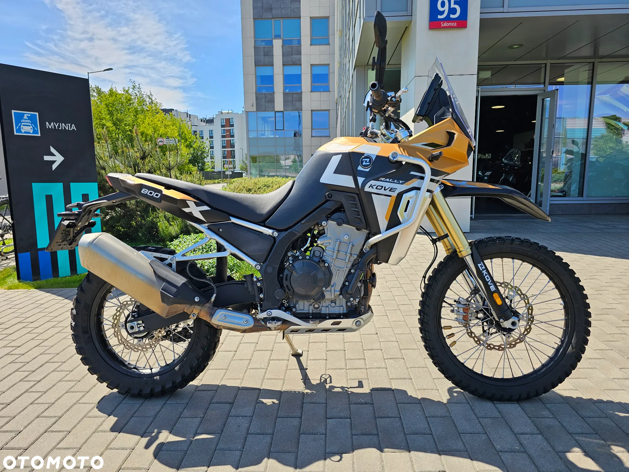 KOVE 800X Rally