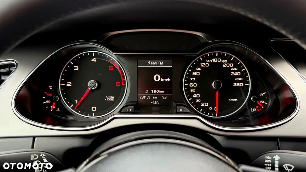 Audi A4 Avant 2.0 TDI DPF S line Sportpaket - 23