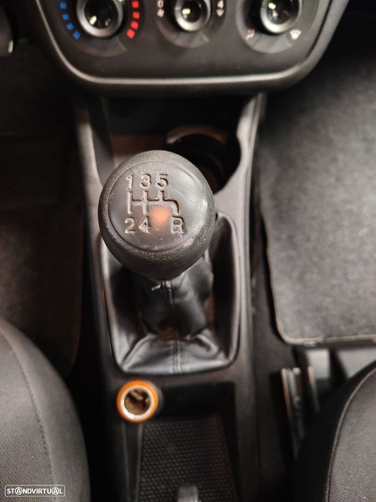 Fiat Punto Evo 1.2 Dynamic - 16