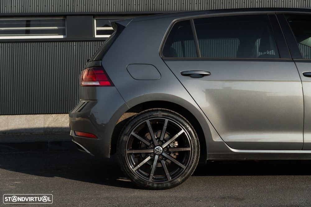 VW e-Golf AC/DC - 37