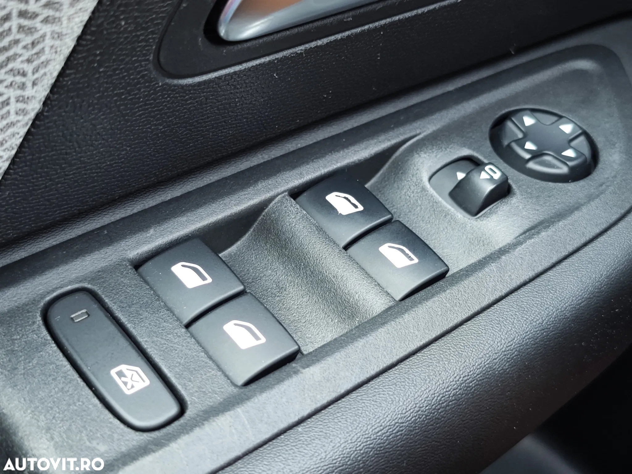 Citroën C4 BlueHDi 130 Stop&Start EAT8 FEEL PACK - 26