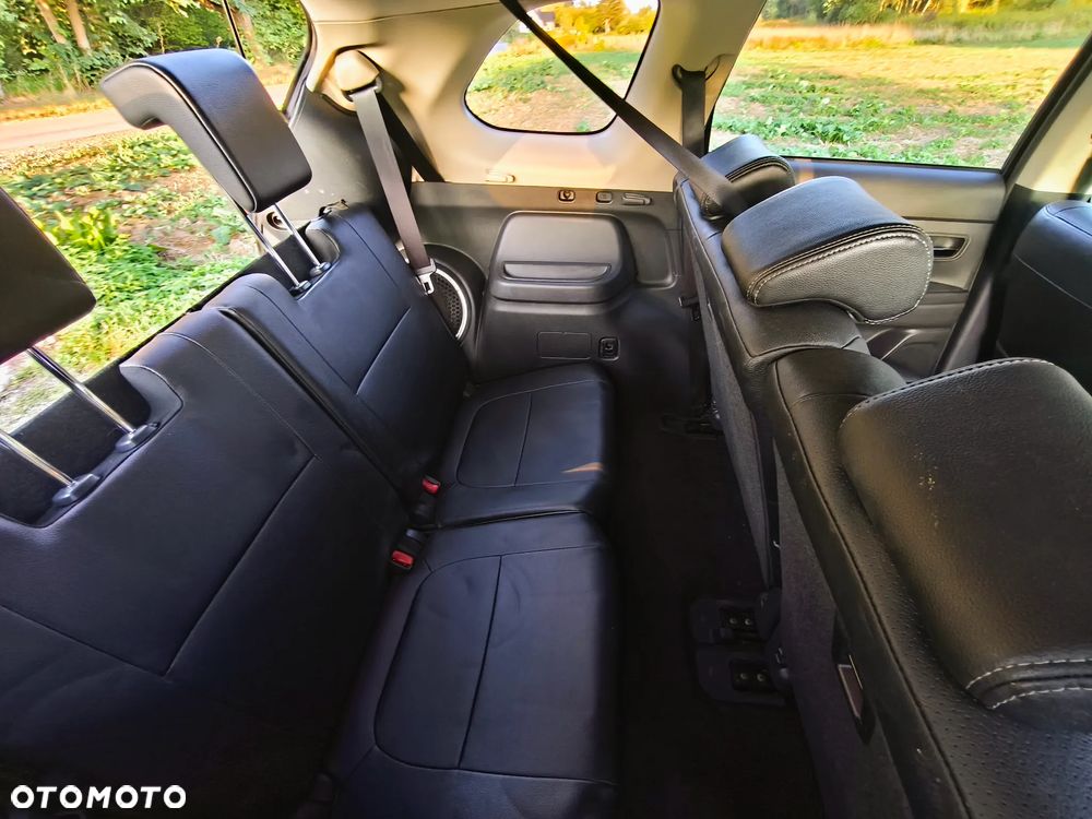 Mitsubishi Outlander 2.0 Intense + 4WD CVT - 16