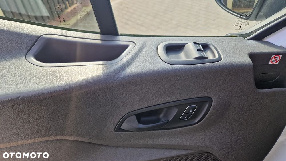 Ford Transit L4H3 1995 cm3 - 15