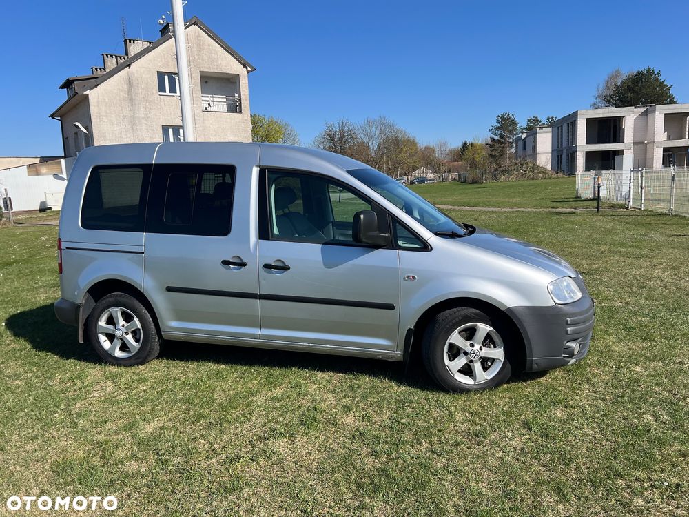 Volkswagen Caddy - 11