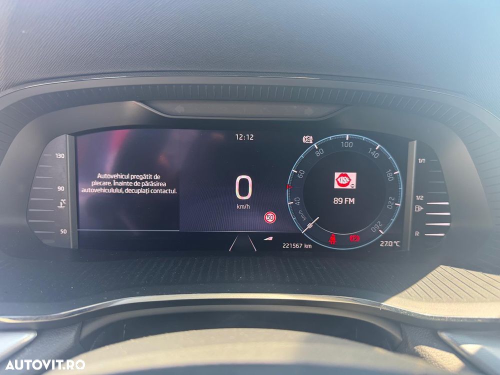 Skoda Octavia 2.0 TDI DSG Style - 9