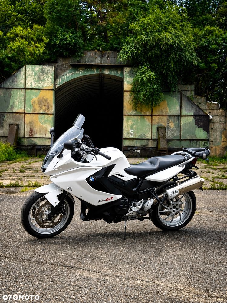 BMW F - 5