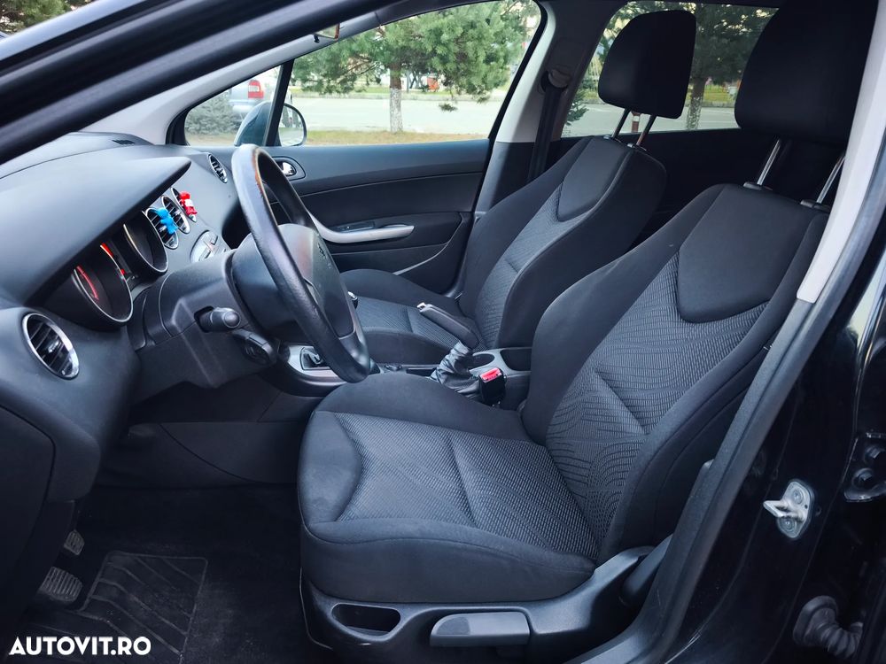 Peugeot 308 1.6HDi Confort Pack - 13