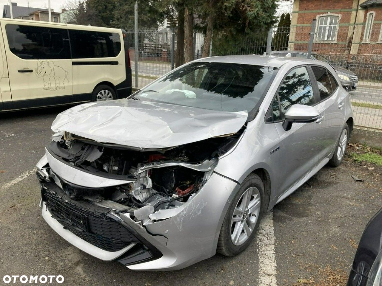 Toyota Corolla - 1