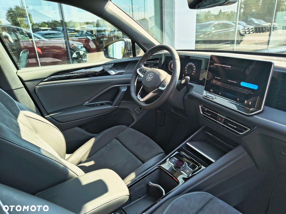 Volkswagen Tiguan - 9