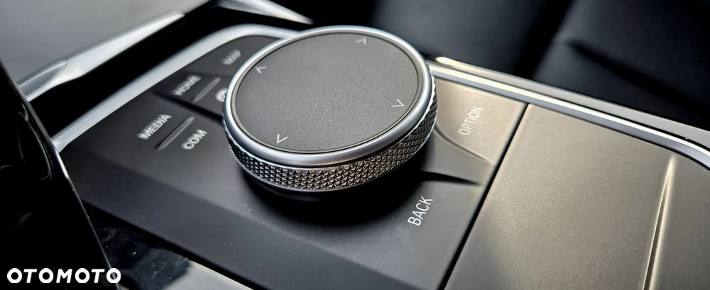 BMW Seria 3 320d xDrive Sport Line Shadow sport - 35