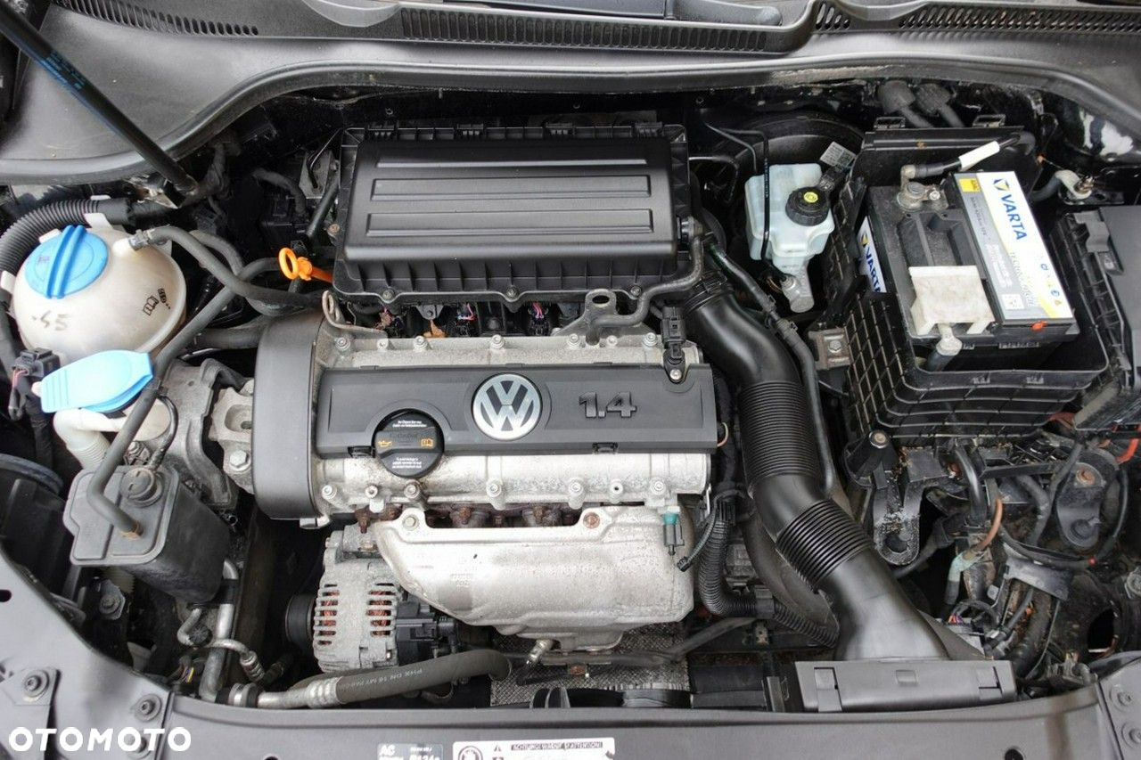 Volkswagen Golf - 10