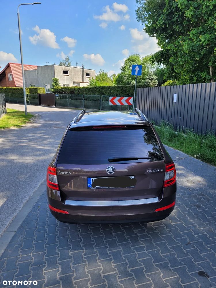 Skoda Octavia 1.6 TDI Ambition - 8
