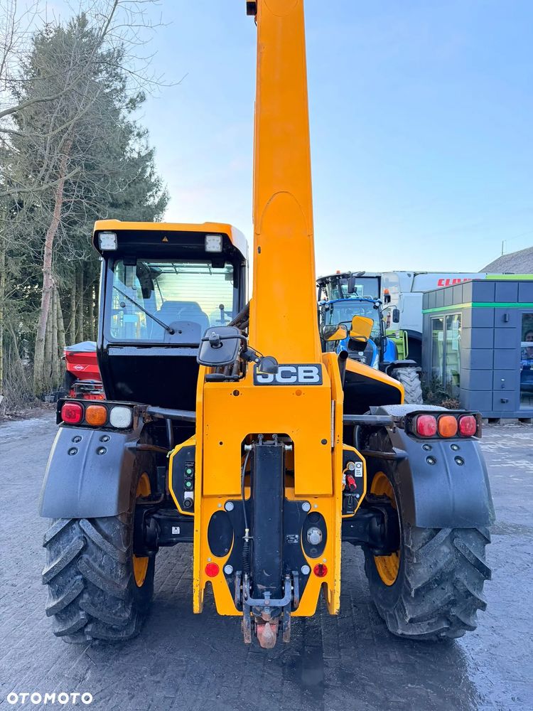 JCB 542-70 Agri Super - 11