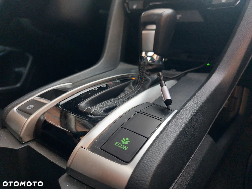 Honda Civic 1.5 T Executive CVT - 24