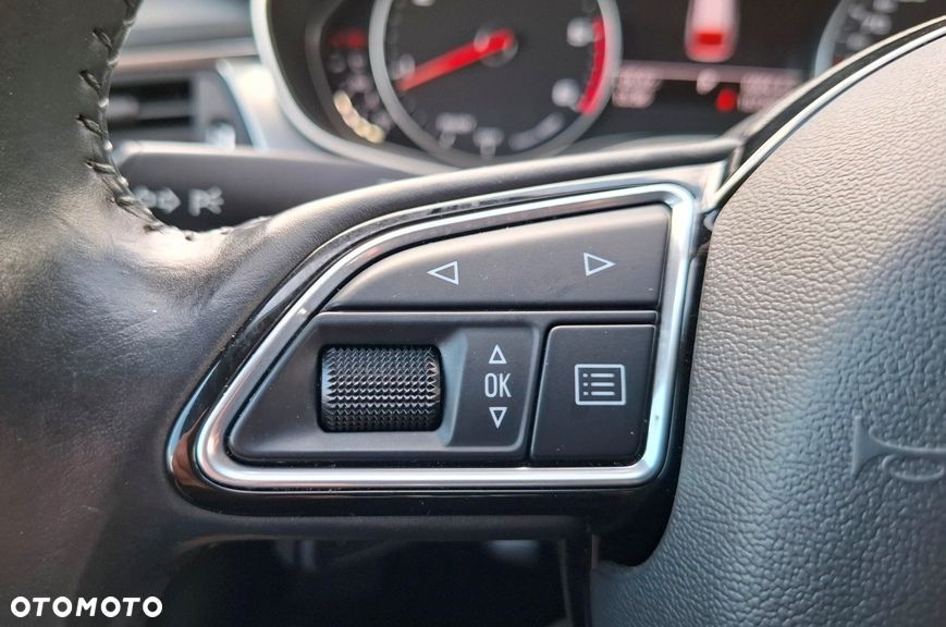 Audi A6 Avant 2.0 TDI Ultra DPF S tronic - 14
