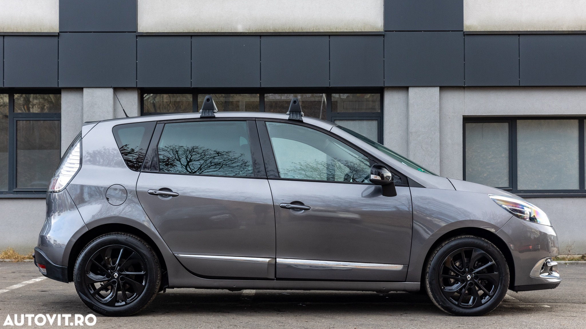 Renault Scenic ENERGY TCe 130 BOSE EDITION - 21