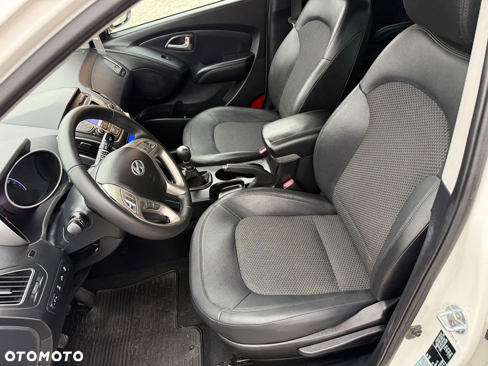 Hyundai ix35 2.0 CRDi 4WD Premium - 19