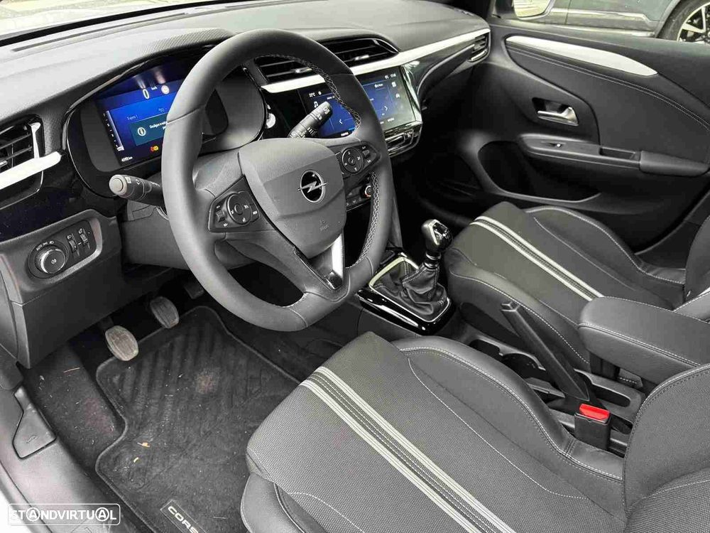 Opel Corsa 1.2 T GS - 7