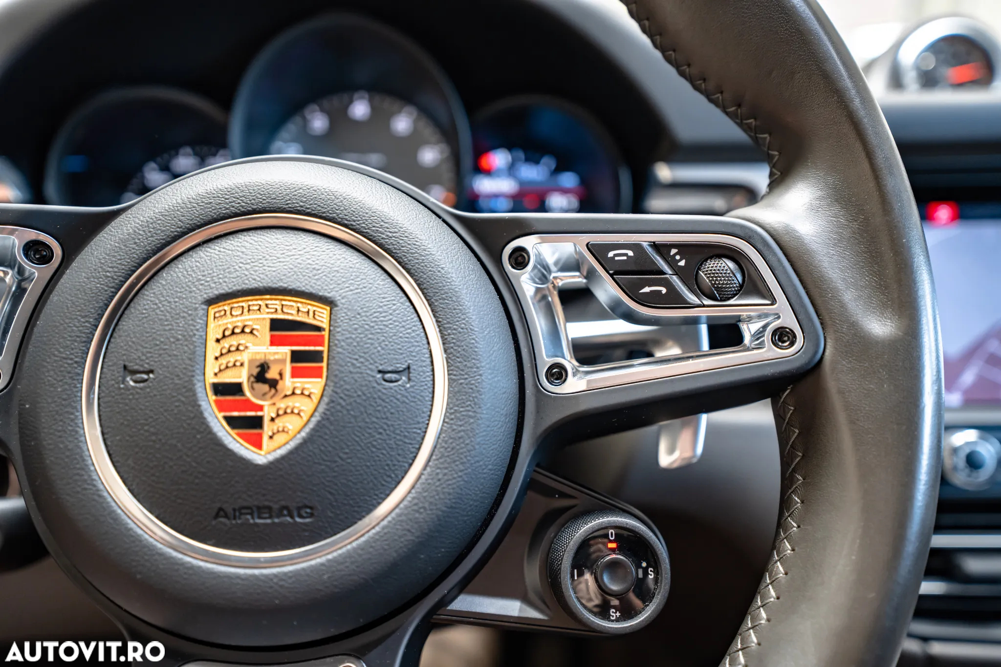 Porsche Macan S - 11