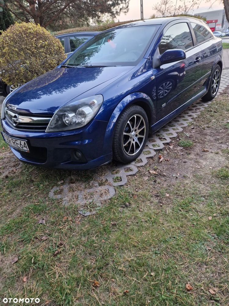 Opel Astra III GTC 1.6 Limited - 18