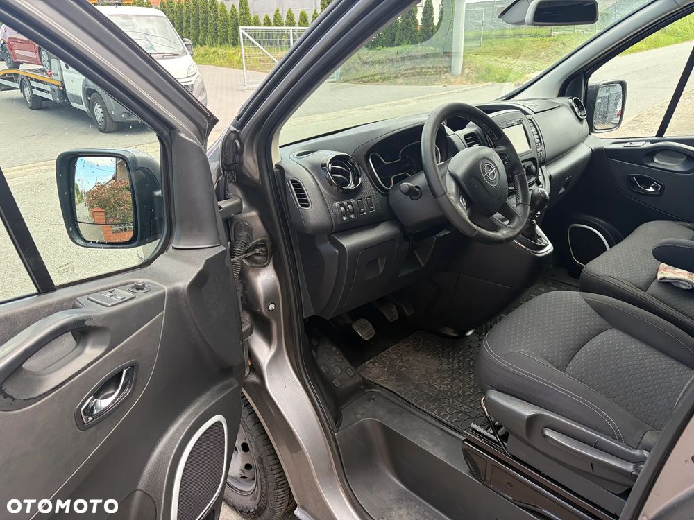 Opel Vivaro - 5