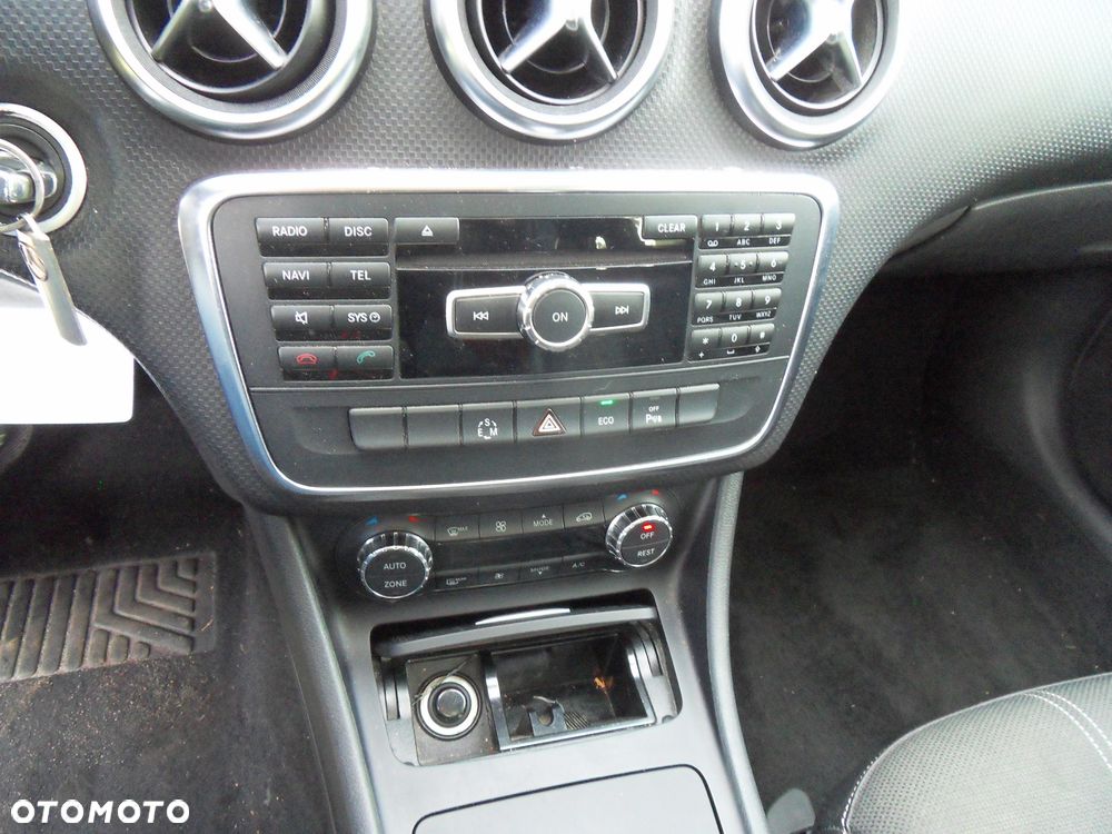 Mercedes-Benz Klasa A 200 CDI (BlueEFFICIENCY) 7G-DCT Urban - 22