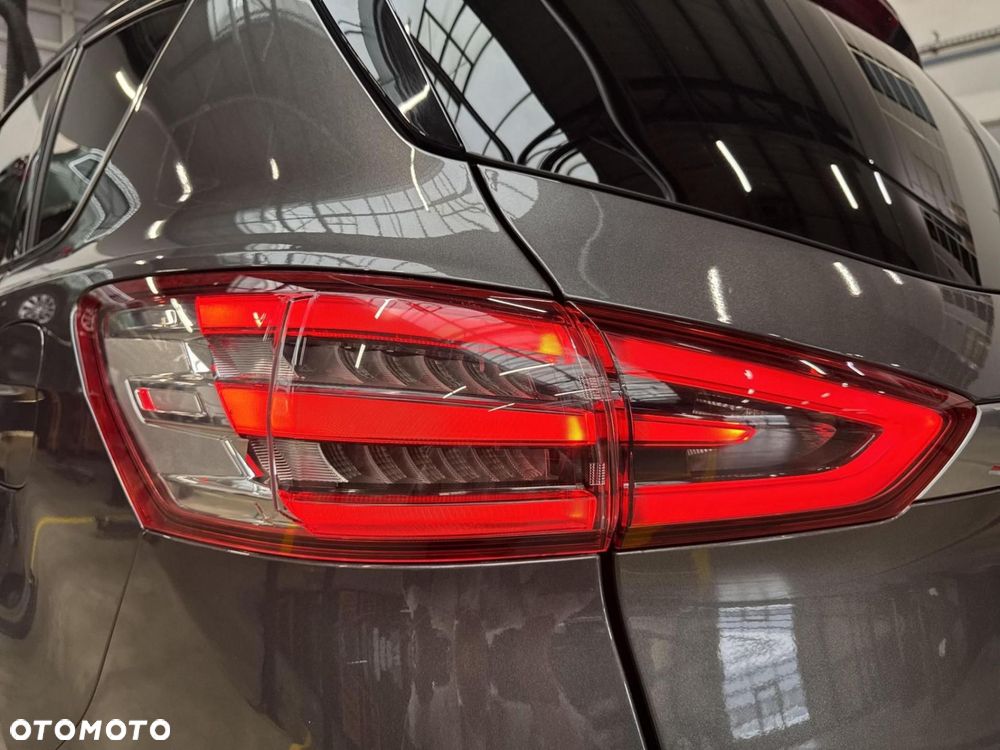 Ford S-Max - 33