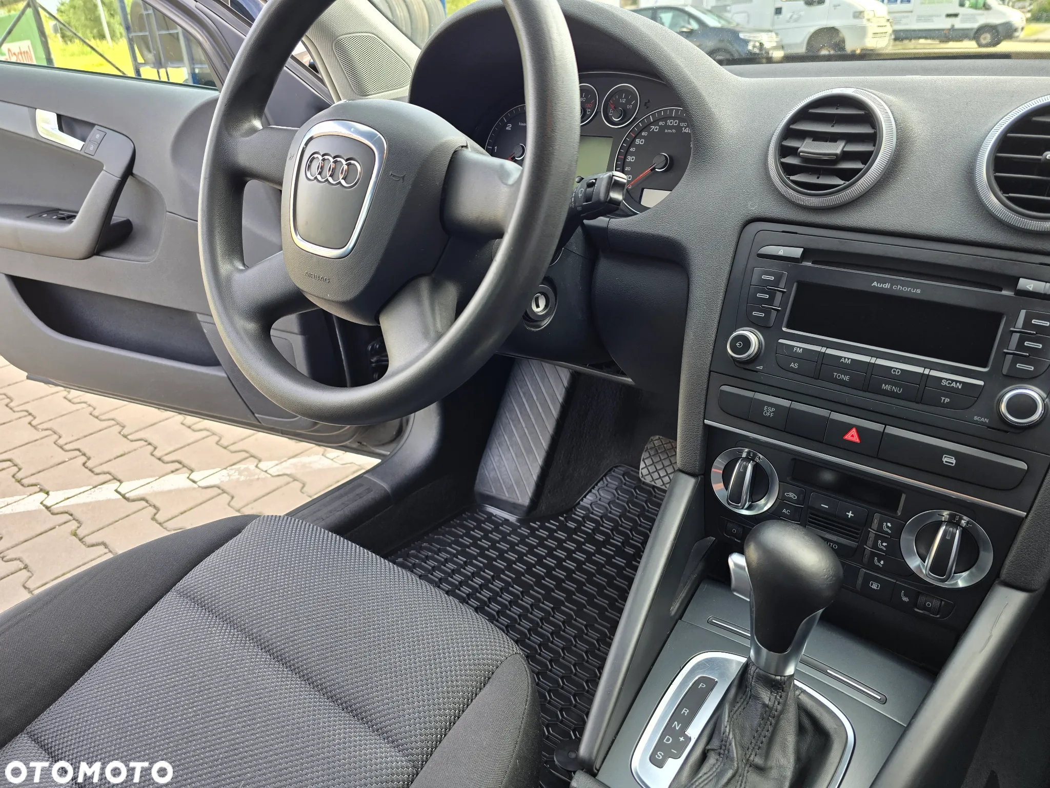 Audi A3 2.0 TDI Sportback DSG Attraction - 22