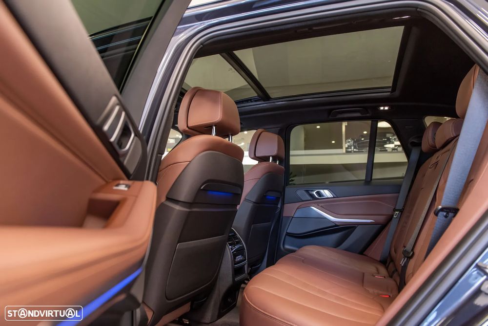 BMW X5 30 d xDrive Pack M - 11