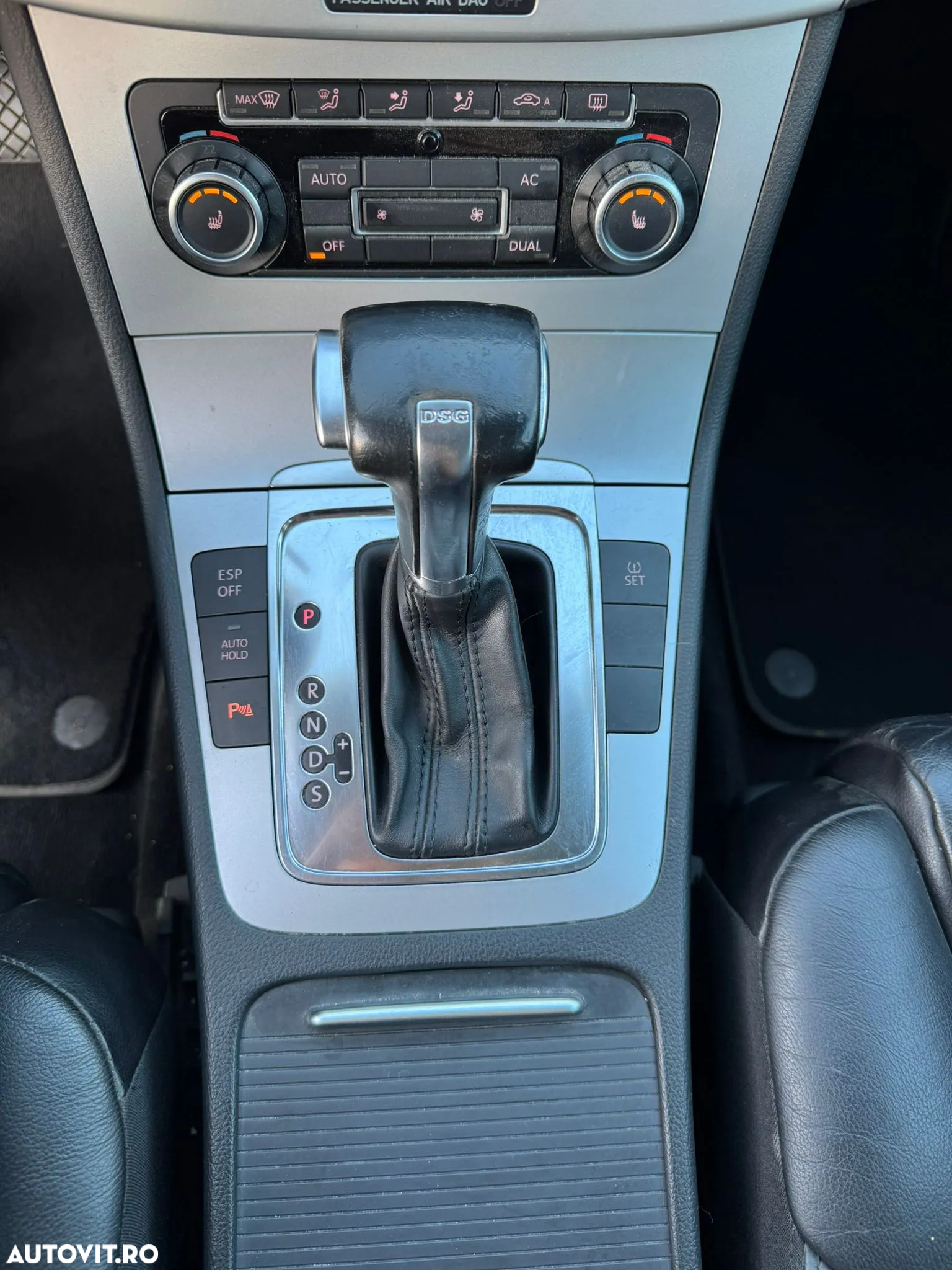 Volkswagen Passat Variant 2.0 TDI Highline DPF DSG - 11