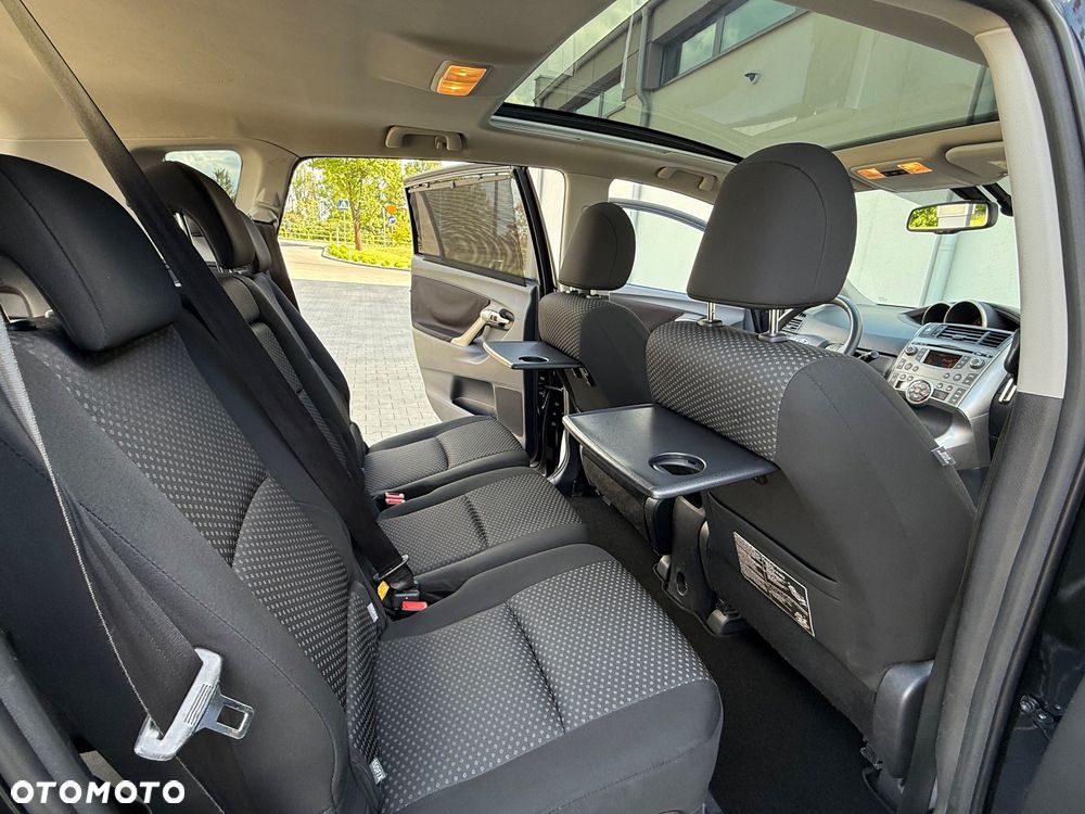 Toyota Verso 1.8 7-Sitzer Executive - 11