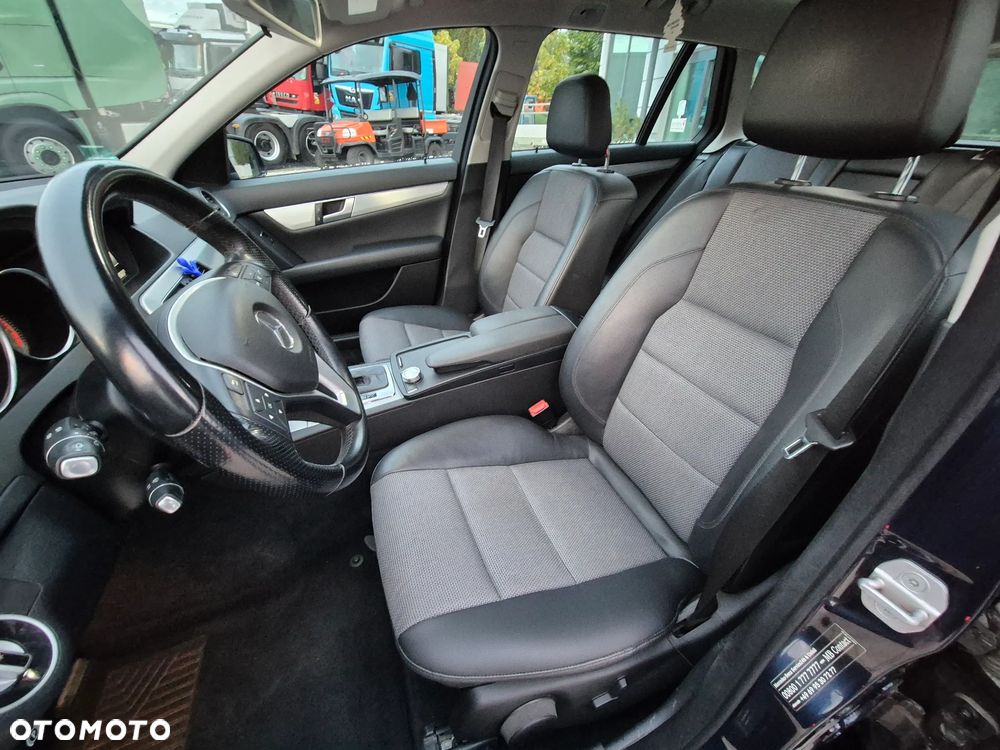 Mercedes-Benz Klasa C 200 T CGI Automatik BlueEFFICIENCY Avantgarde - 20