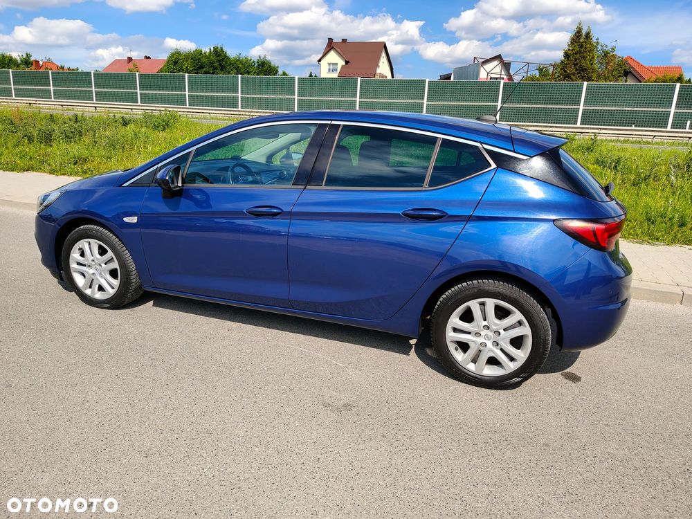 Opel Astra 1.2 T Business Elegance S&S - 9