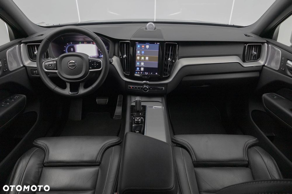 Volvo XC 60 B4 D AWD Ultimate Dark - 27