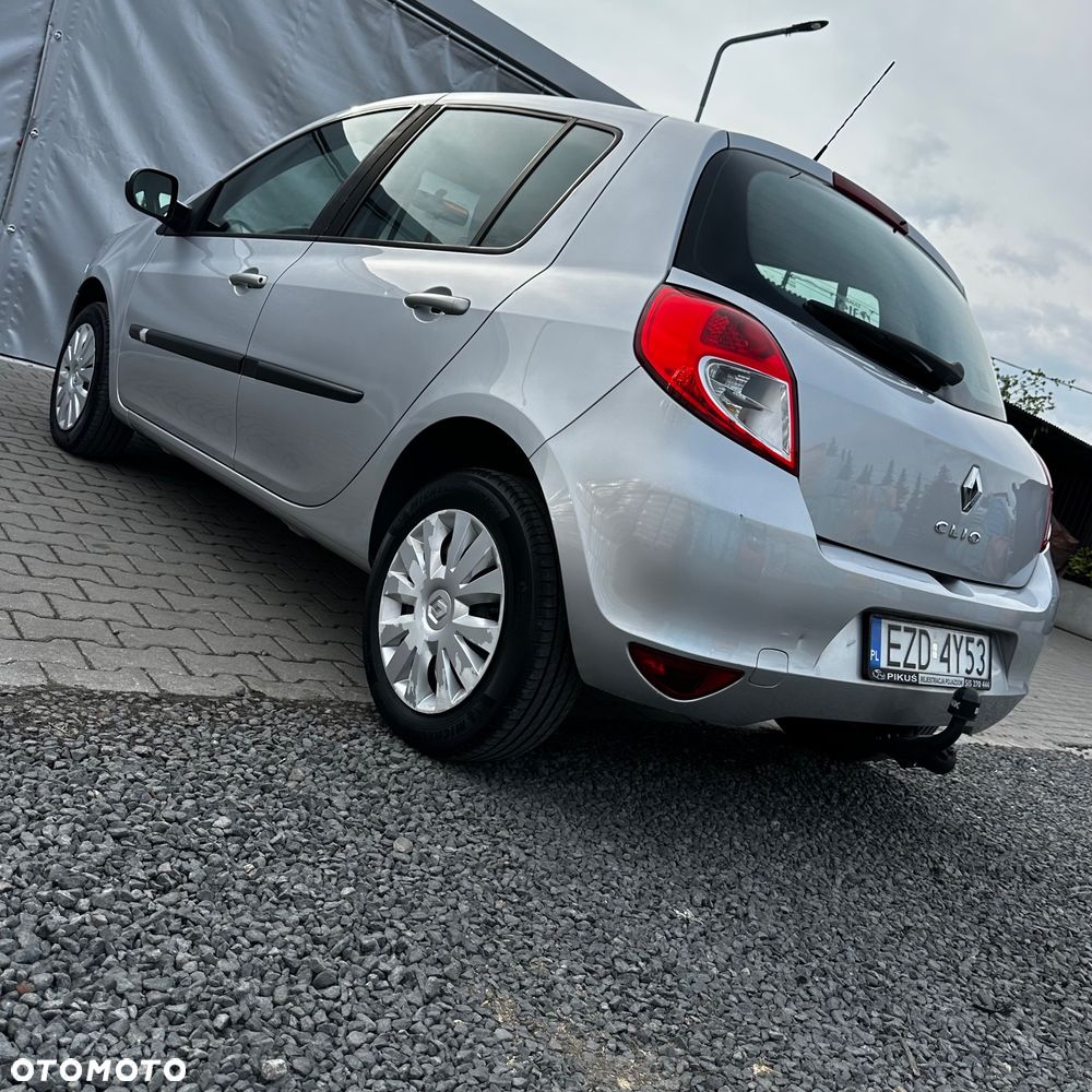 Renault Clio 1.5 dCi Luxe Privilege - 3