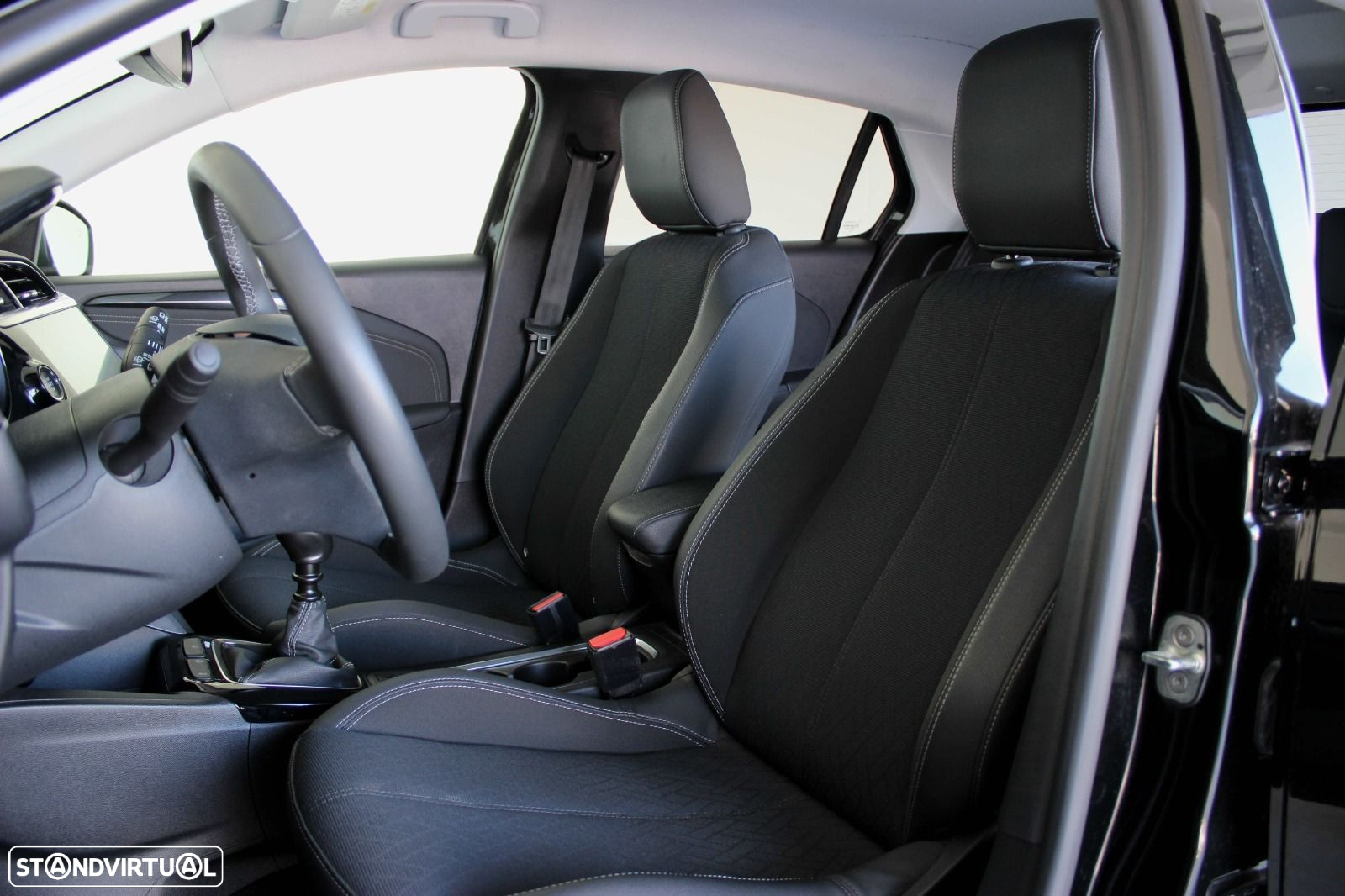 Opel Corsa 1.5 D Elegance - 32